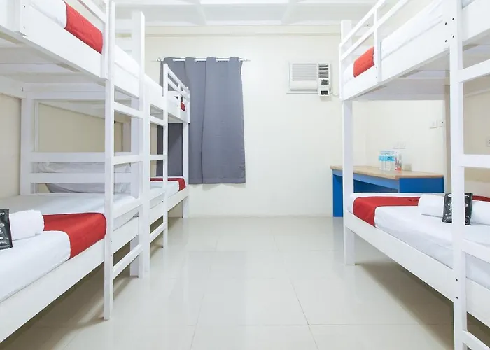 Reddoorz @ Insular Square Mandaue-stad